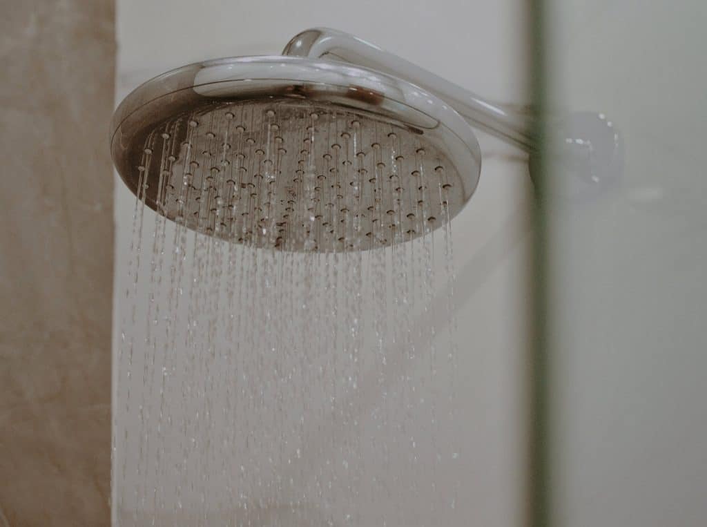 shower head with steamy water